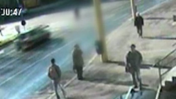 Imagini cu accidentul rutier care a curmat viaţa unui om